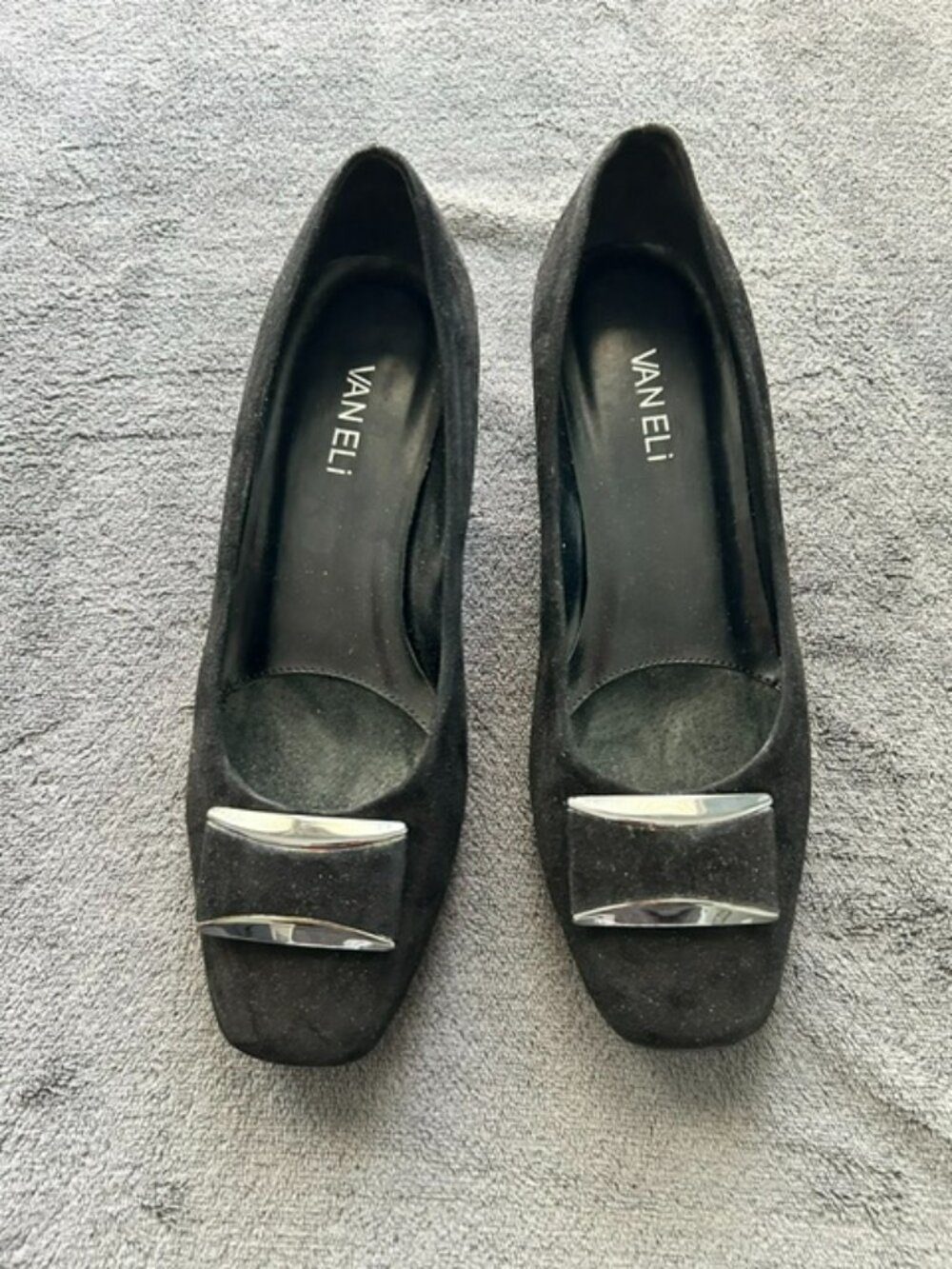 Women's Vaneli Dartan Black Suede Pumps, Size 7-1/2W